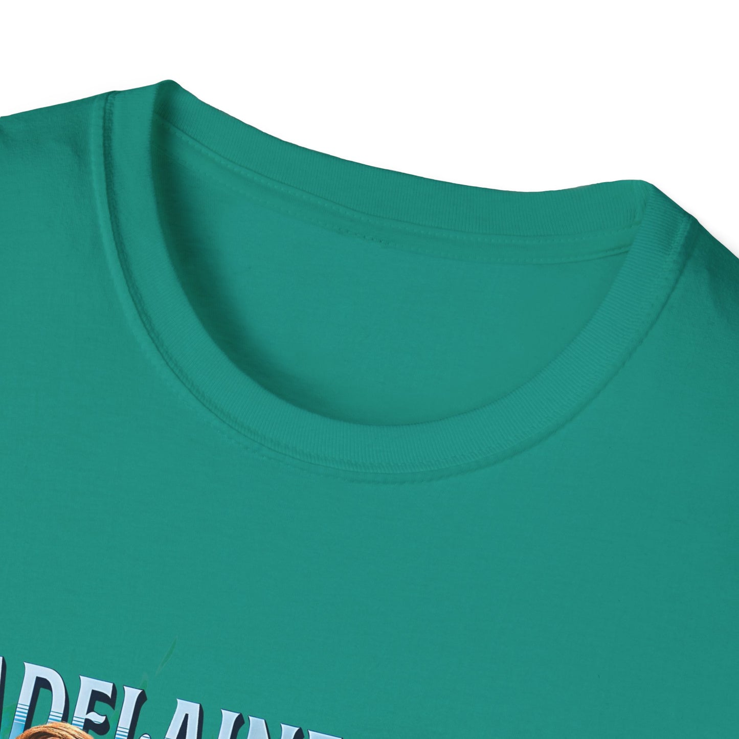 Madelaine Petsch Unisex T-Shirt - Fan T-Shirt Premium Collection