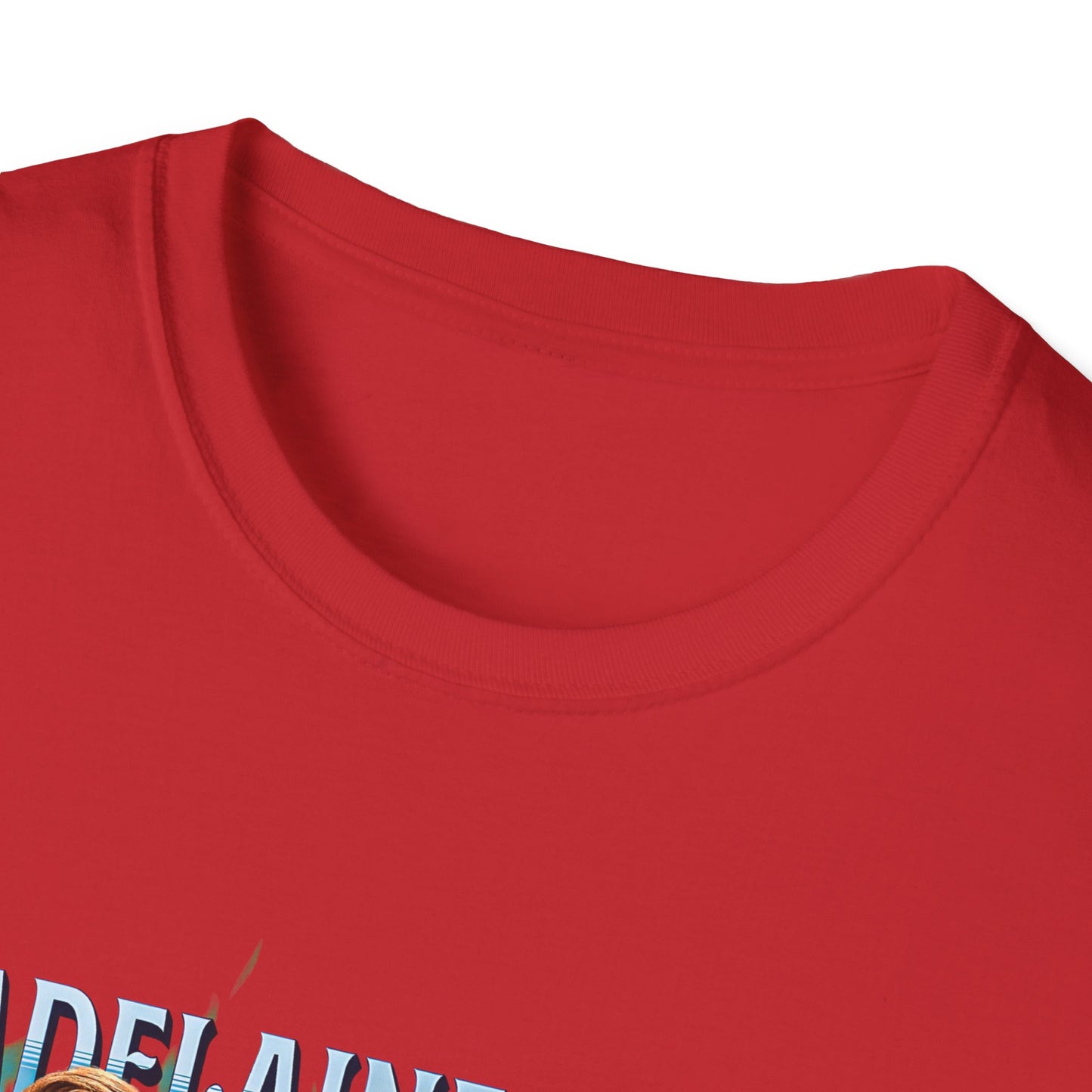 Madelaine Petsch Unisex T-Shirt - Fan T-Shirt Premium Collection